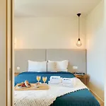 Douro Arda House With Pool & Jacuzzi By Hostwise Apartment Pedorido