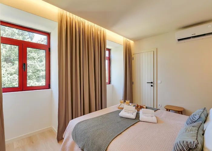 Douro Arda House With Pool & Jacuzzi By Hostwise Apartment Pedorido