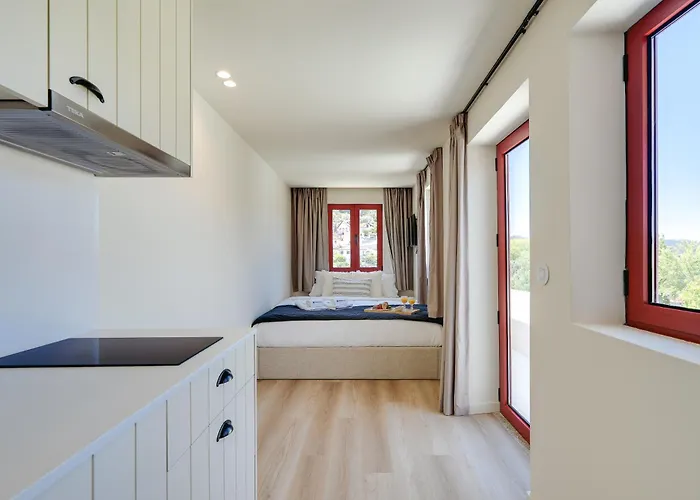 Douro Arda House With Pool & Jacuzzi By Hostwise